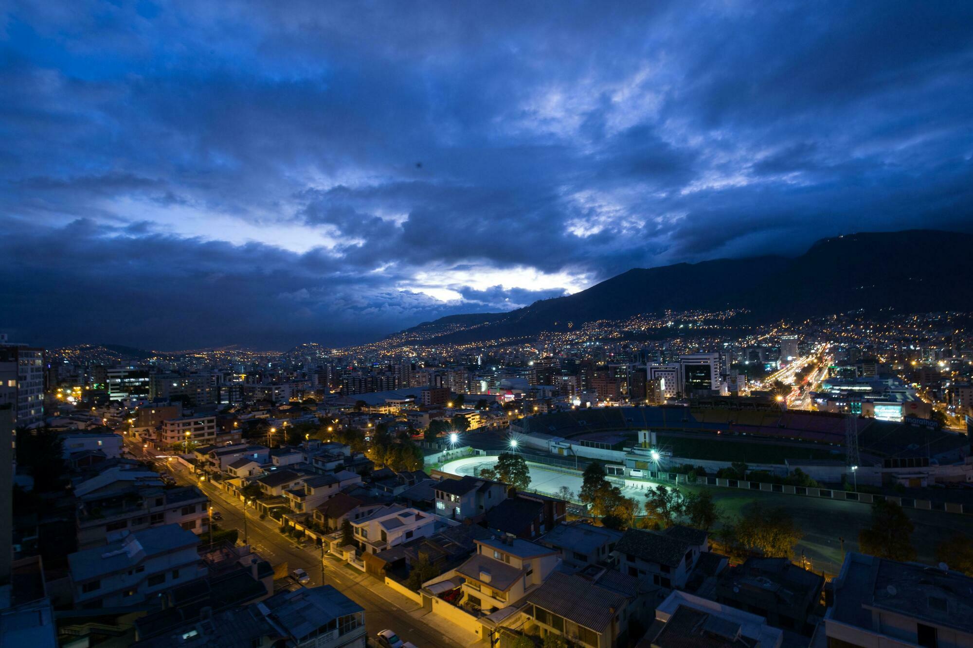 Stanford Suites Hotel Quito Eksteriør bilde
